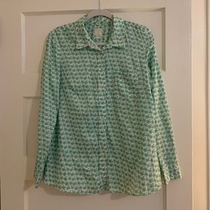 GAP printed bike button down top